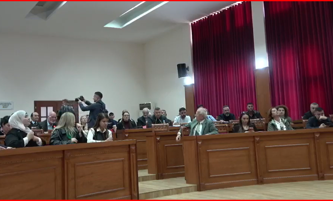 U zhvillua mbledhja e radhës së Këshillit Bashkiak Fier dt. 29.10.2026